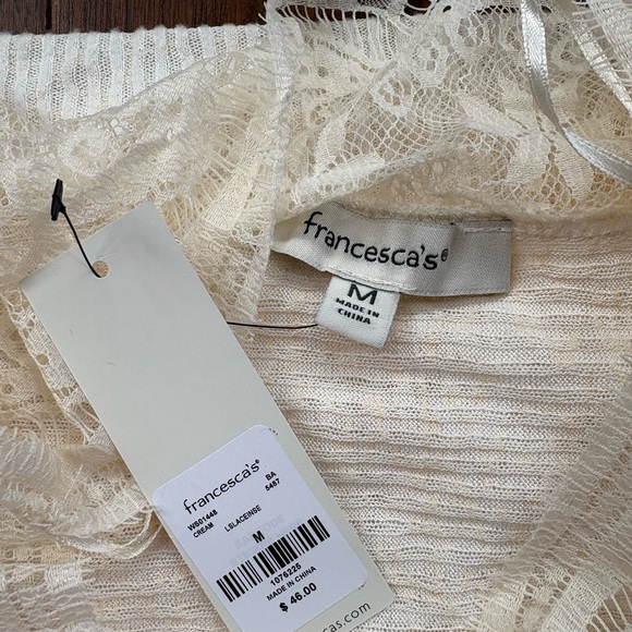 Francesca's Collections Sally Lace Dolman Top - Picture 6 of 6